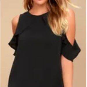 Lulus off shoulder ruffled blouse